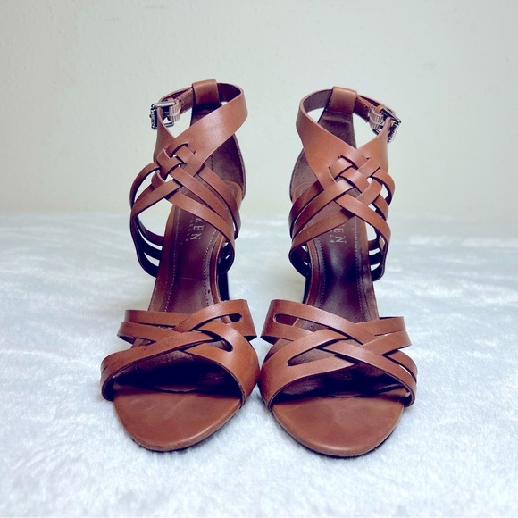 Lauren Ralph Lauren tan heels - Picture 6 of 7